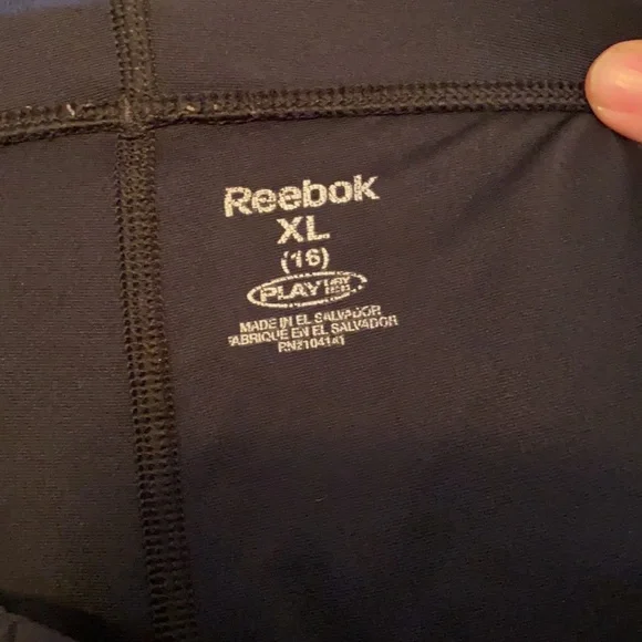 Reebok kids spandex - Picture 2 of 2